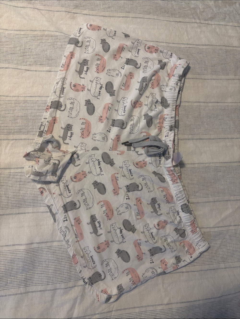 Womens Cat-Print Pajama Shorts - White with Pink & Gray